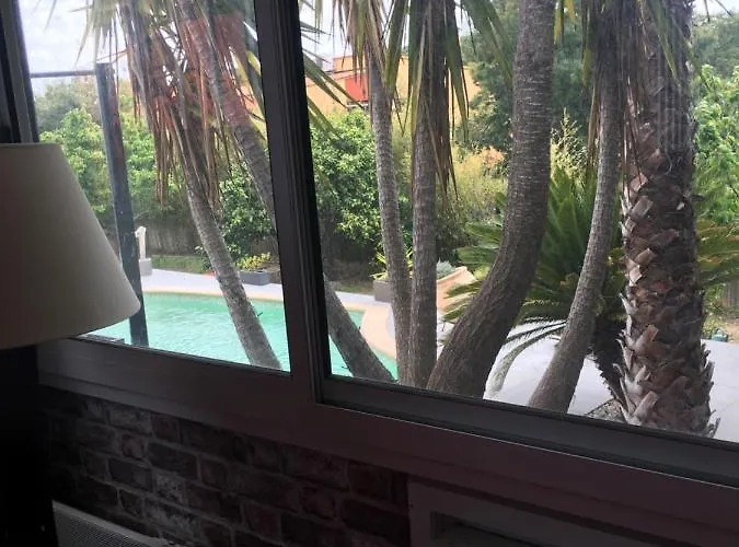 Atelierchic Bed & Breakfast Le Lavandou