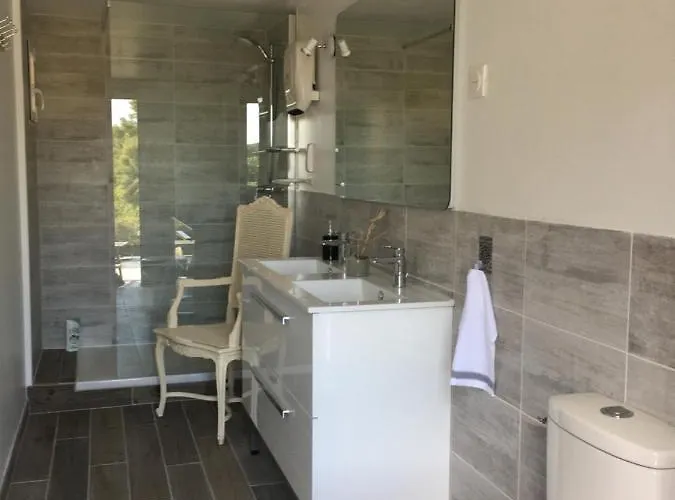 Bed & Breakfast Atelierchic Le Lavandou